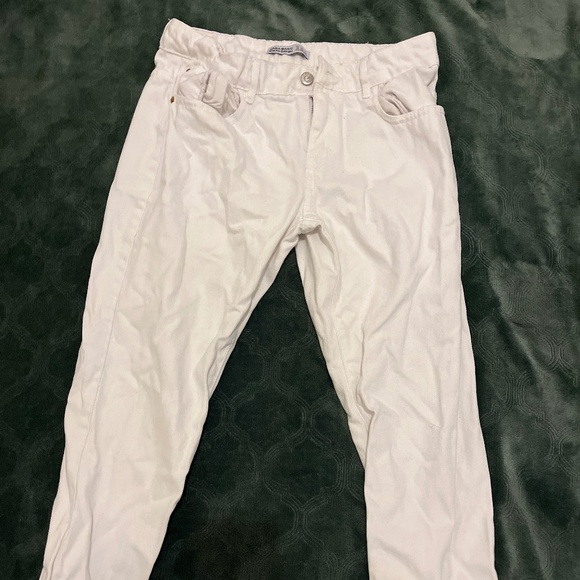 White pants - Picture 1 of 4